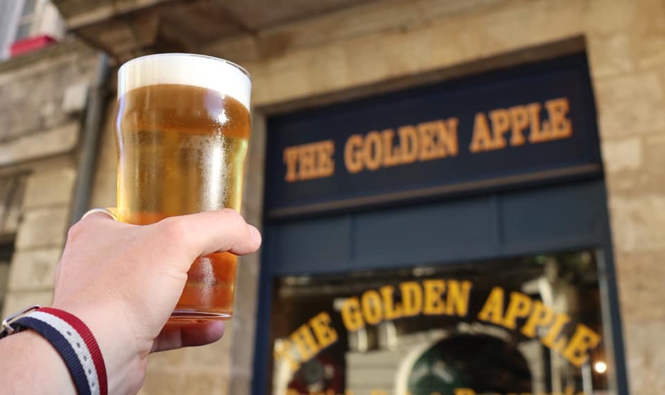 Venez fêter les 30 ans du Pub Golden Apple